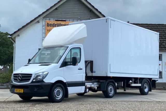 Mercedes-Benz Sprinter (2014) thumbnail 1