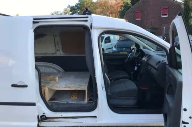 Volkswagen Caddy (2014) thumbnail 5