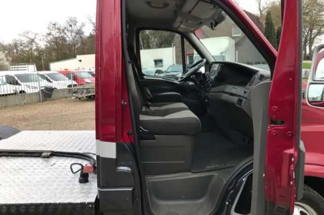Iveco Daily (2013) thumbnail 5