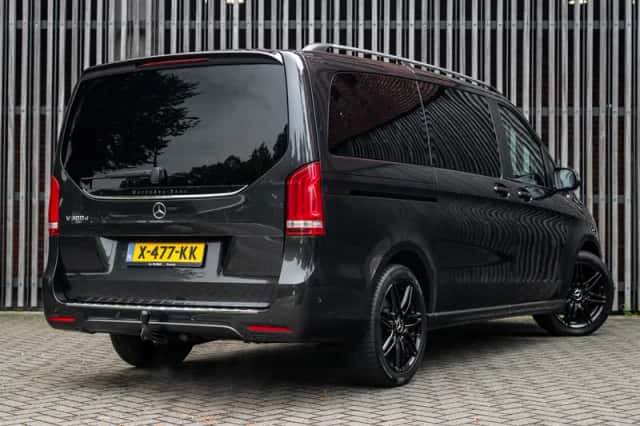 Mercedes-Benz V-Klasse (2019) thumbnail 2
