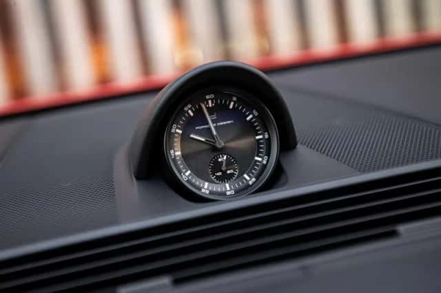 Porsche Panamera (2021) thumbnail 6