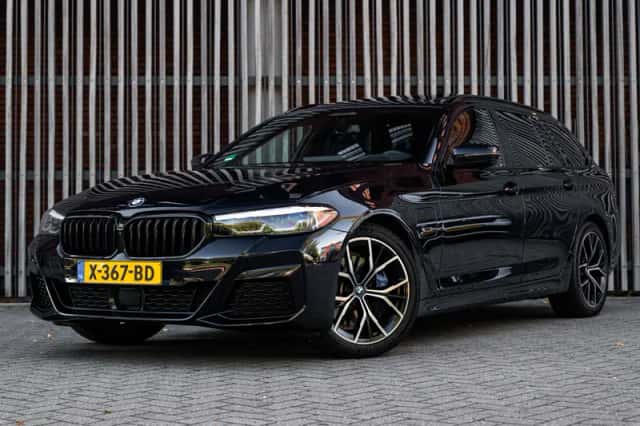 BMW 5-Serie (2023) thumbnail 1