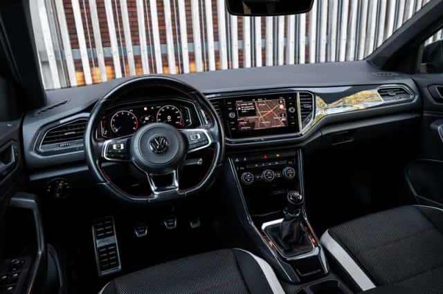 Volkswagen T-Roc (2018) thumbnail 6