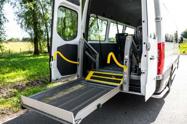 Mercedes-Benz Sprinter (2018) thumbnail 3