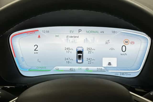 BYD Seal U (2025) thumbnail 4