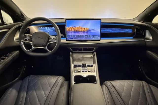 BYD SEALION (2026) thumbnail 3
