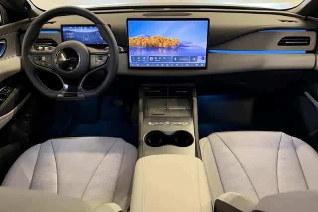 BYD Seal (2026) thumbnail 3