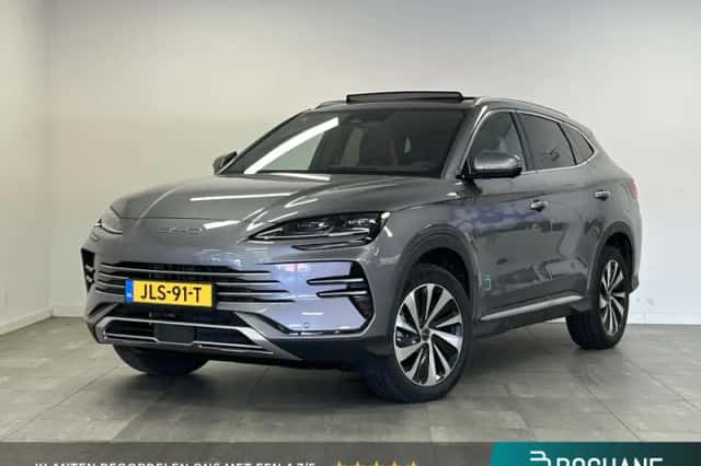 BYD Seal U (2025) thumbnail 1