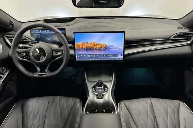 BYD Seal (2026) thumbnail 3