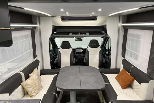 Chausson 720 (2023) thumbnail 4