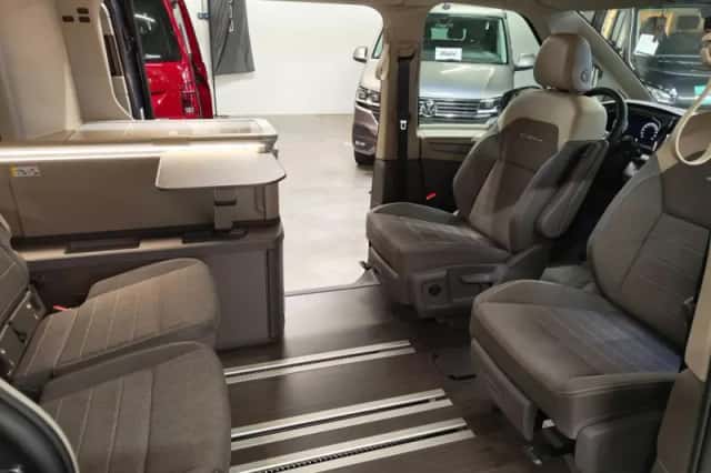 Volkswagen California (2026) thumbnail 3