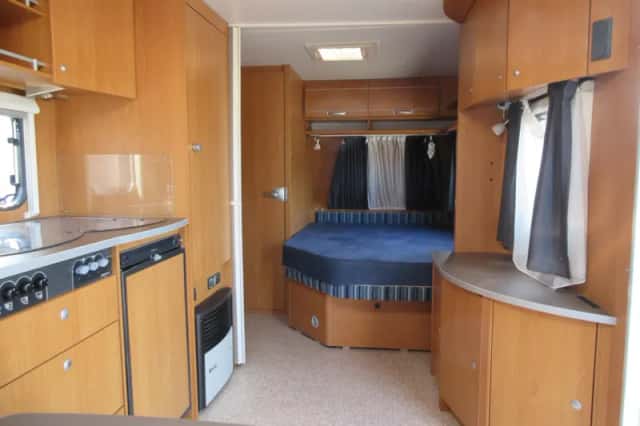 Dethleffs Camper (2009) thumbnail 3