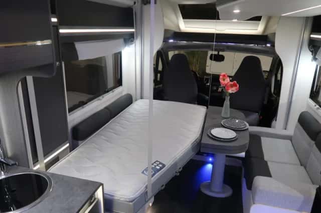 Chausson Premium (2020) thumbnail 6