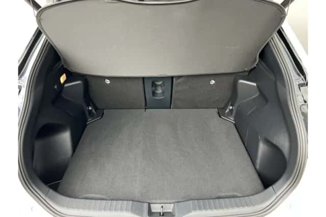 Toyota Yaris Cross (2022) thumbnail 5