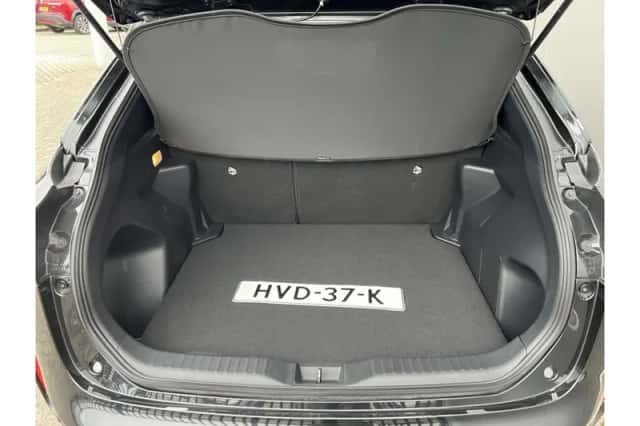 Toyota Yaris Cross (2025) thumbnail 4
