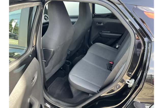 Toyota Aygo (2021) thumbnail 5
