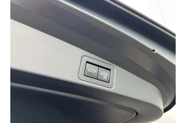 Toyota Corolla (2025) thumbnail 5