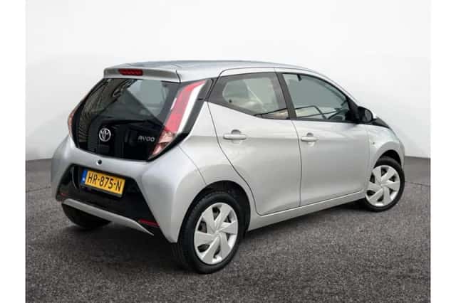 Toyota Aygo (2016) thumbnail 2