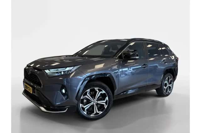 Toyota RAV4 (2022) thumbnail 1