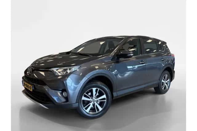 Toyota RAV4 (2016) thumbnail 1