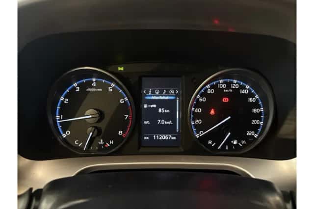 Toyota RAV4 (2016) thumbnail 4
