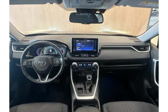Toyota RAV4 (2019) thumbnail 3