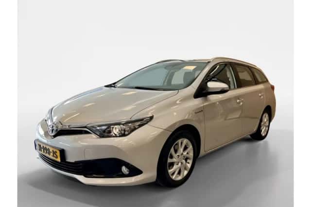 Toyota Auris (2017) thumbnail 1