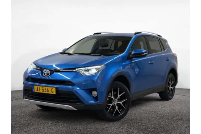 Toyota RAV4 (2016) thumbnail 1