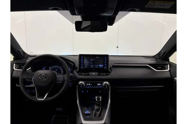 Toyota RAV4 (2019) thumbnail 3