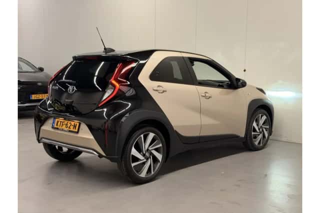 Toyota Aygo X (2023) thumbnail 2