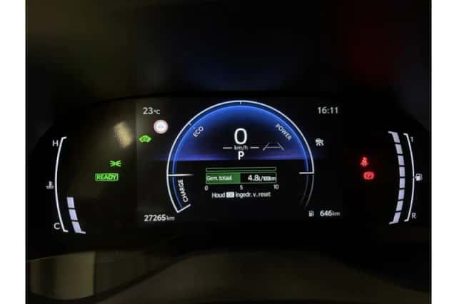 Toyota Yaris (2025) thumbnail 4