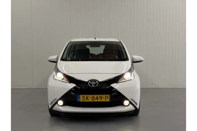 Toyota Aygo (2018) thumbnail 6