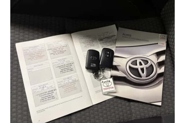 Toyota Auris (2017) thumbnail 5
