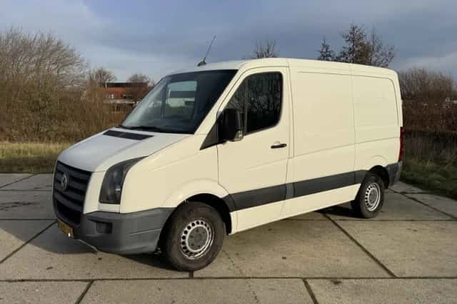 Volkswagen Crafter (2010) thumbnail 1