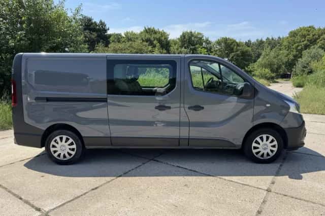 Renault Trafic (2020) thumbnail 4