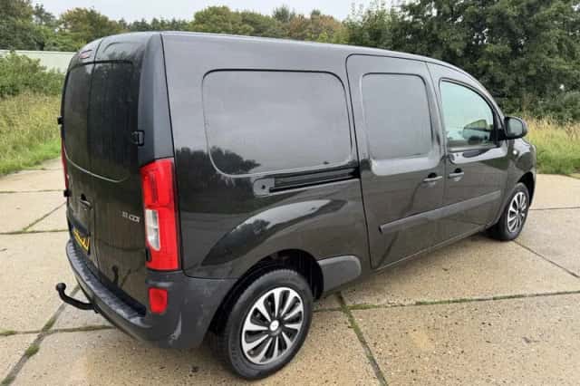 Mercedes-Benz Citan (2016) thumbnail 5