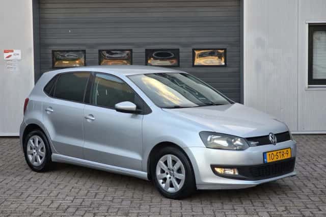 Volkswagen Polo (2011) thumbnail 1