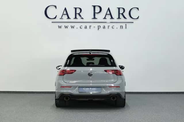Volkswagen Golf (2022) thumbnail 5