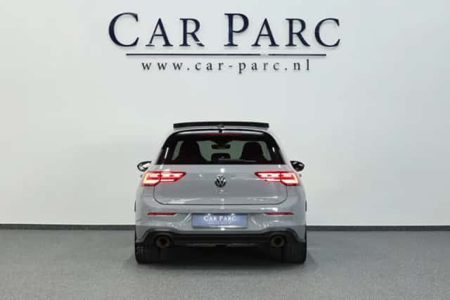 Volkswagen Golf (2022) thumbnail 6