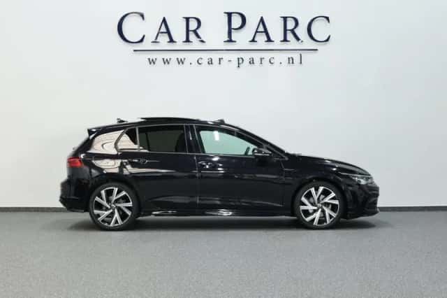 Volkswagen Golf (2020) thumbnail 4