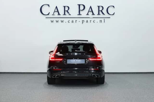 Volvo V60 (2018) thumbnail 6