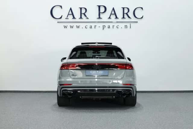 Audi Q8 (2022) thumbnail 5