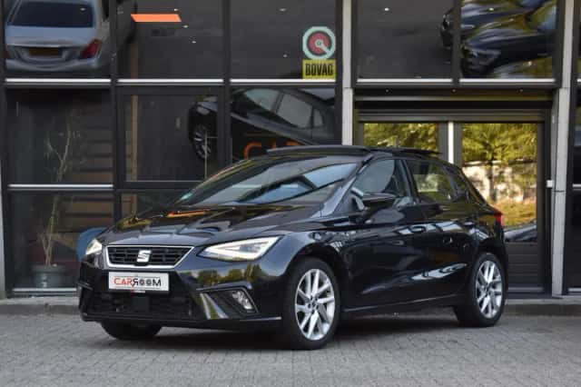 SEAT Ibiza (2023) thumbnail 3