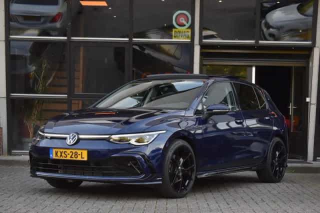 Volkswagen Golf (2020) thumbnail 3