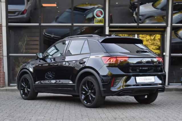 Volkswagen T-Roc (2024) thumbnail 5