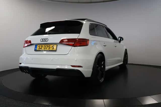 Audi A3 (2017) thumbnail 6