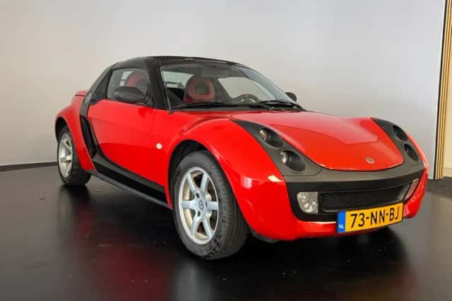 Smart ROADSTER (2004) thumbnail 3