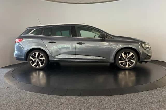 Renault Mégane (2019) thumbnail 5