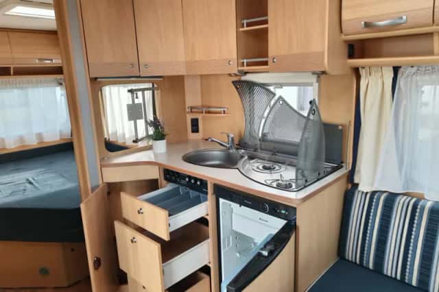 Dethleffs Camper (2009) thumbnail 2