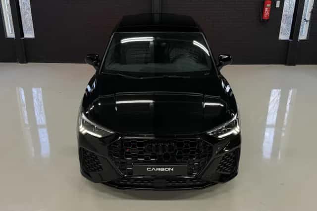Audi RS Q3 (2022) thumbnail 3
